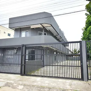 Residencial Melfi 2 Com Piscina Bombinhas